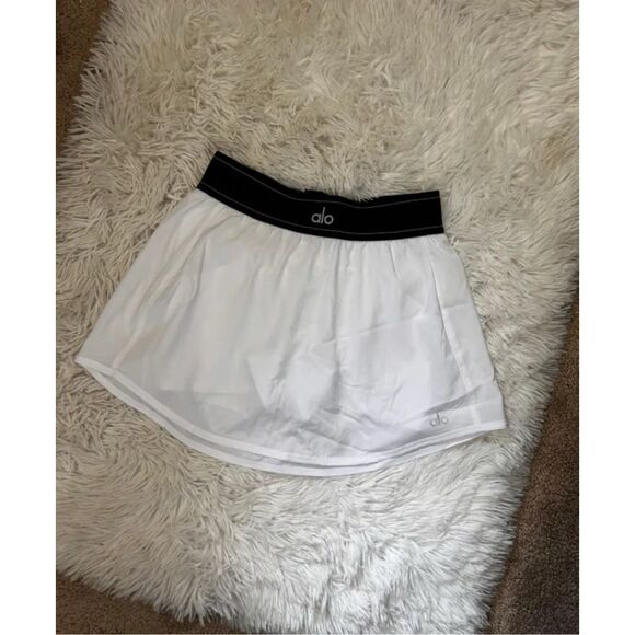 ALO Dresses & Skirts - ALO Yoga Women’s High-Waist Match Point Tennis Skirt – White, Size Small or Larg